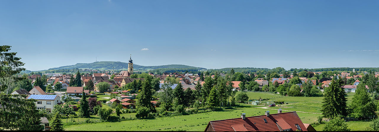 Panorama Wassertrüdingen und Hesselberg